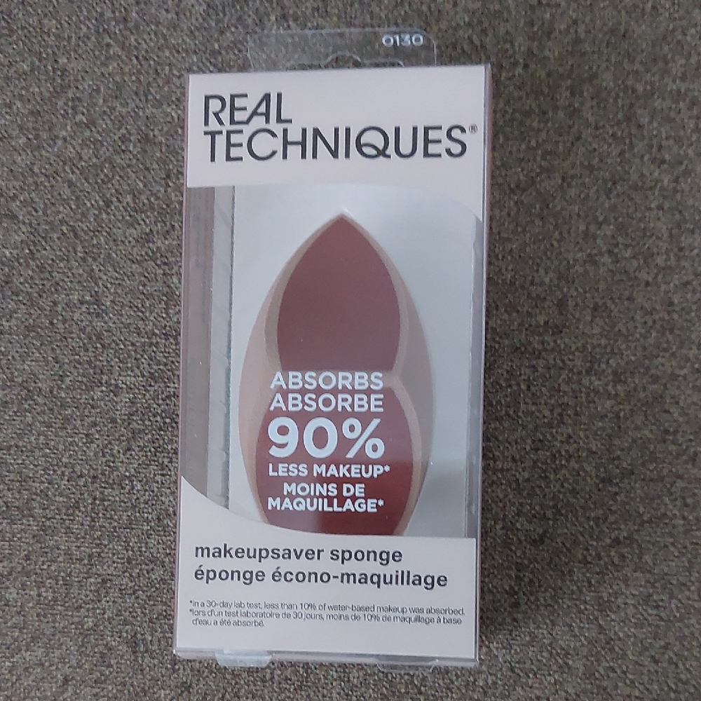 Real Techniques MakeupSaver Sponge in Brown
